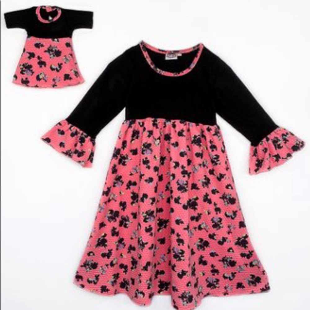 Girls Dress W/ Matching doll dress